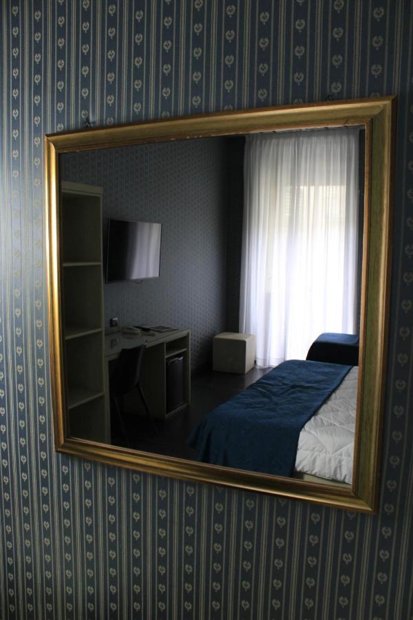 Guiren Dal 1959 Hotel Naples Luaran gambar
