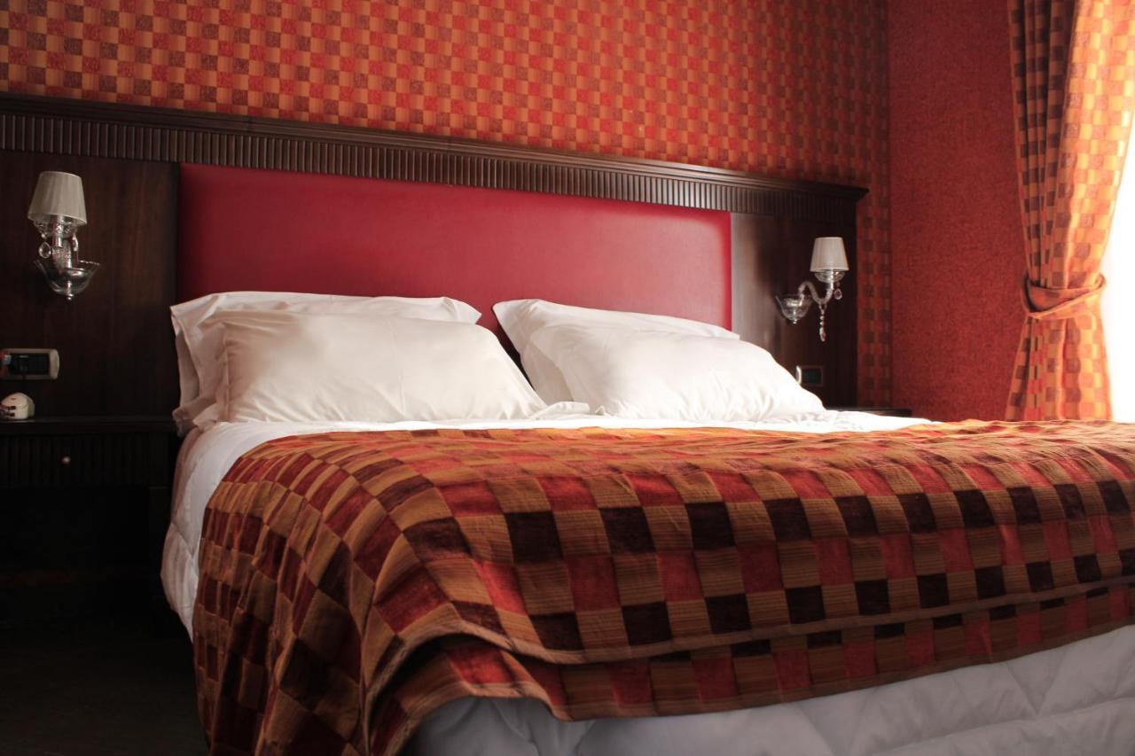 Guiren Dal 1959 Hotel Naples Luaran gambar