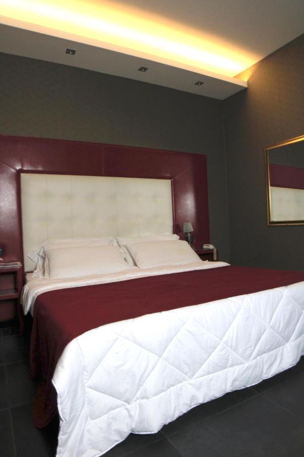 Guiren Dal 1959 Hotel Naples Luaran gambar